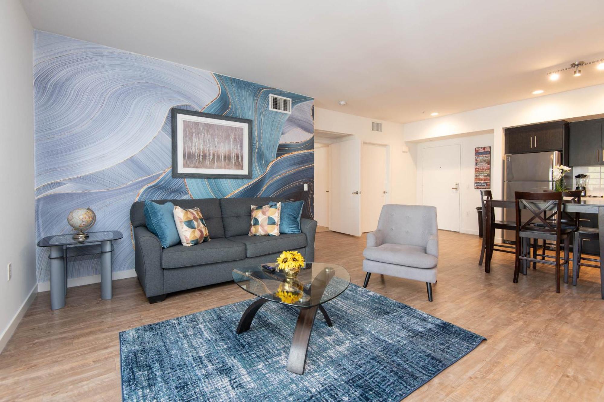 Apartment Large 2 Bedroom 2 Bath In Hollywood